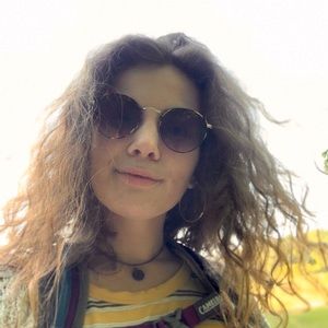 Meet your Posher, Ally